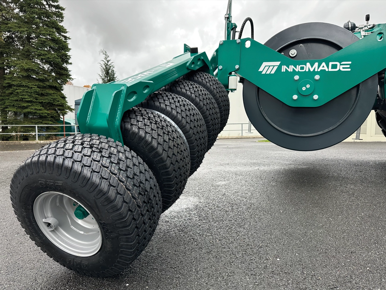 innoMADE Messerwalze MW1250 - Strohstriegel